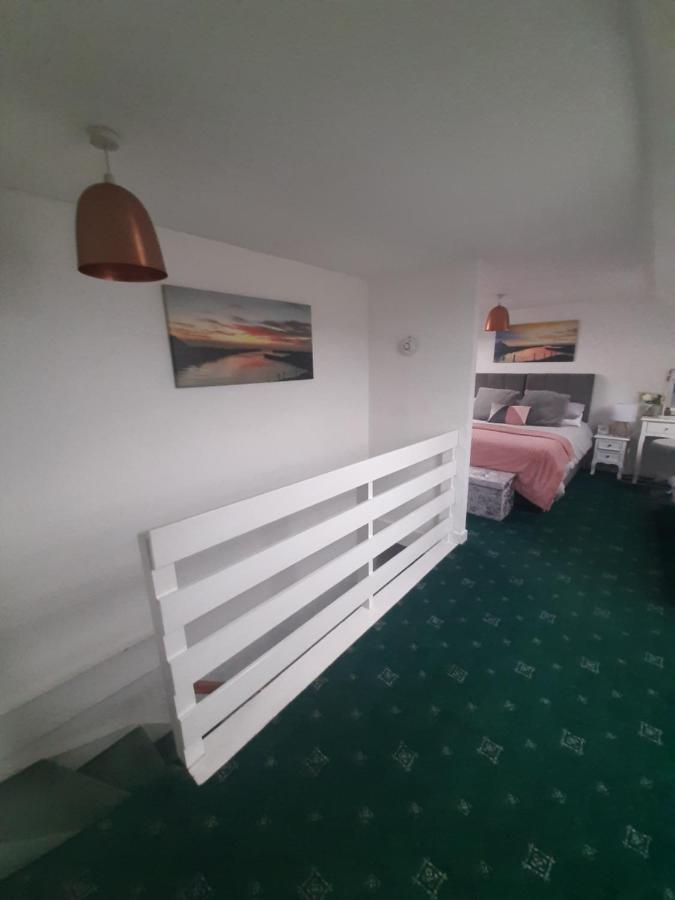 Stunning Riverside Town House With Views Ayrshire Girvan Εξωτερικό φωτογραφία